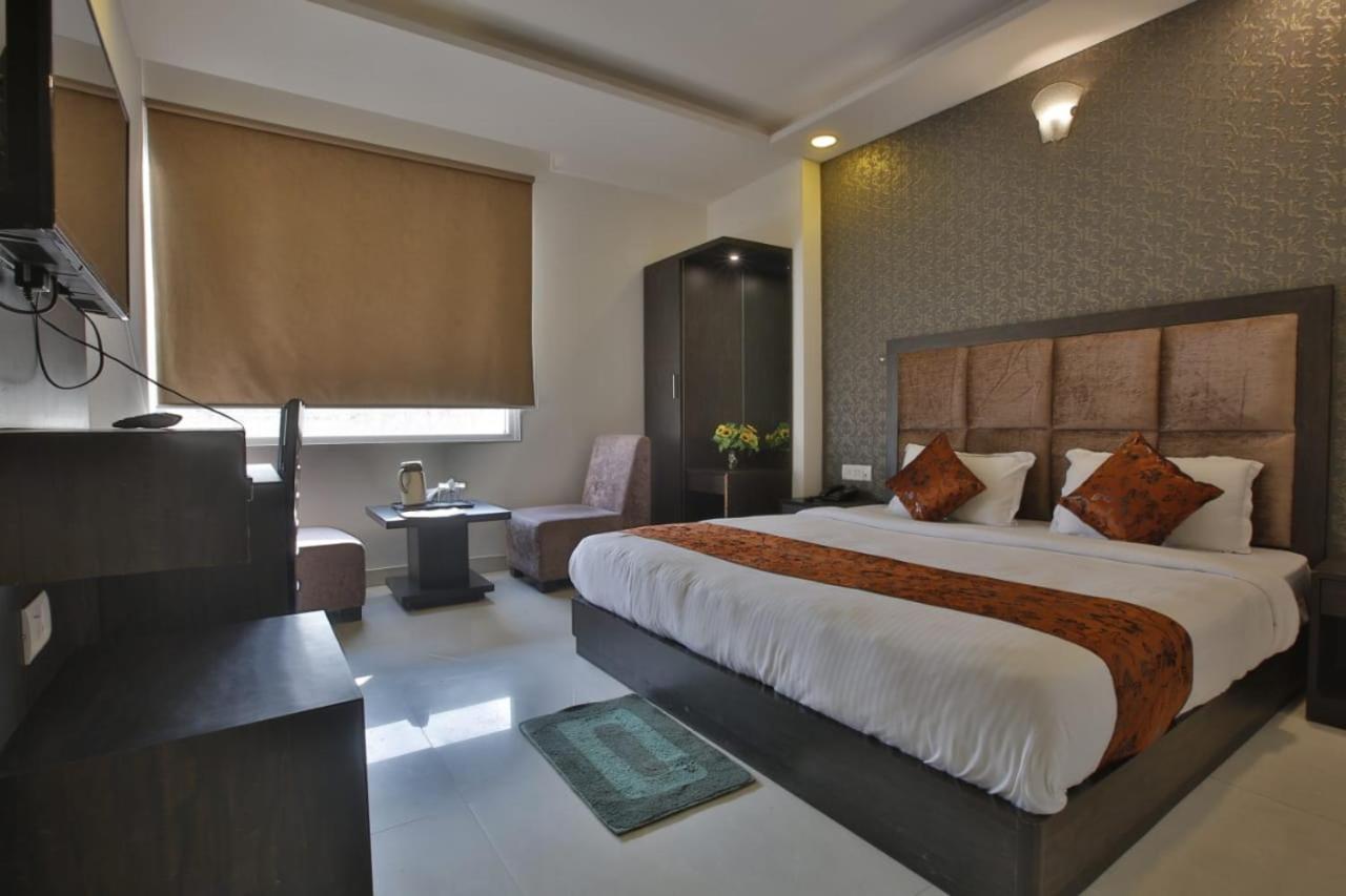 Hotel Aashiyana Inn New Delhi Luaran gambar